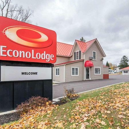 Econo Lodge Saint Albans Exterior photo